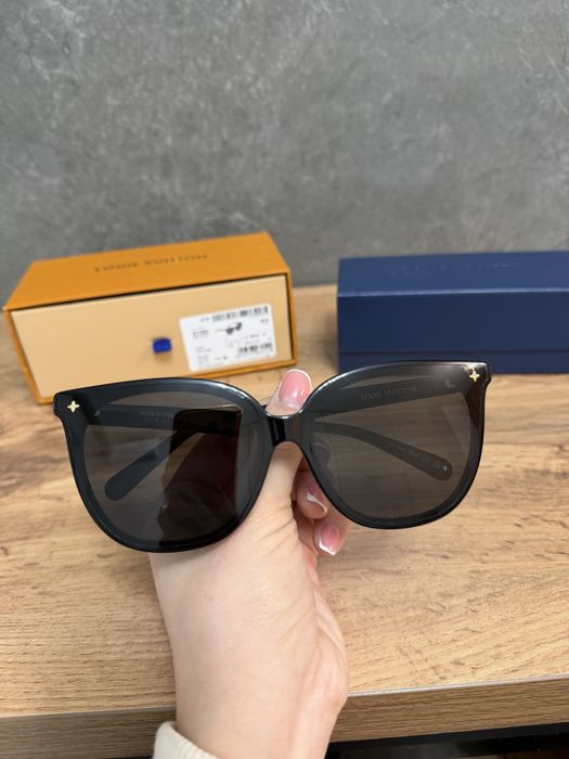 Солнцезащитные очки LV Louis Vuitton My monogram fame