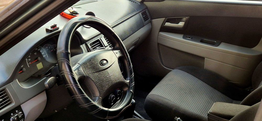 Приора 2010 год.