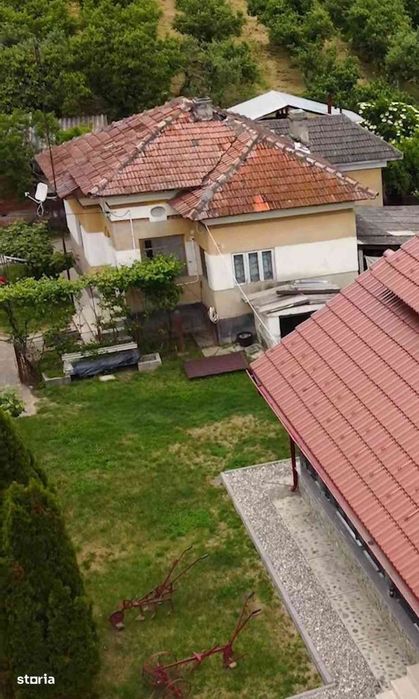 Teren 31.508 mp + Casă! 295.000 E Com. Golești, Sat Opătești, Vâlcea.