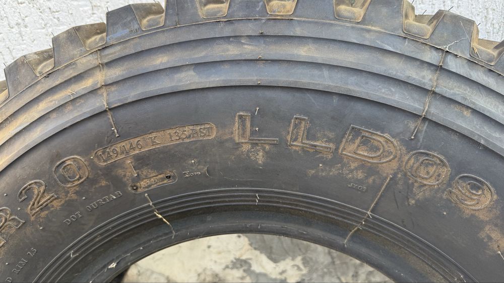 Резина 10.00 R20