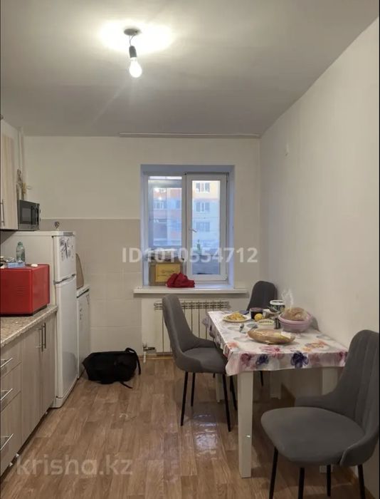 Продам квартиру нурсити 2 мкр 4в