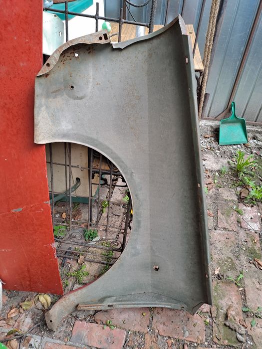 Vand aripa dreapta Dacia 1300