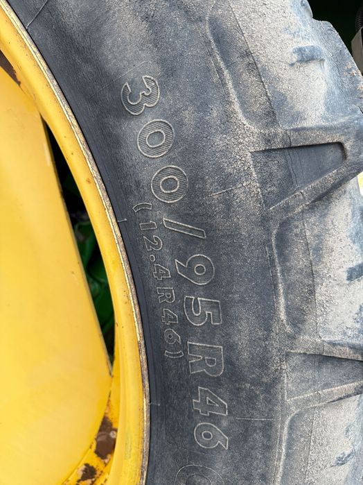 Vând set complet roți john deere