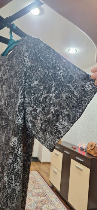 Продам элегантное платье