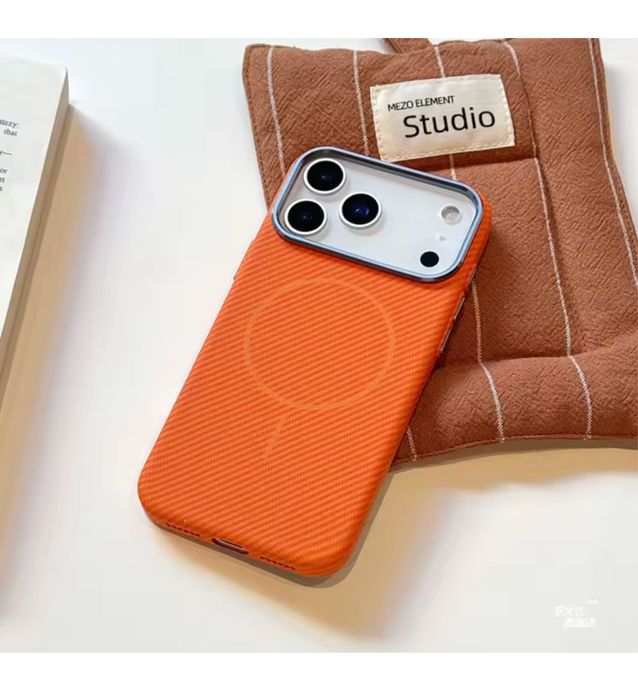 Husa Plastic Cabon Slim 0.2MM Neagra/Portocalie Iphone 17 PRO MAX AIR