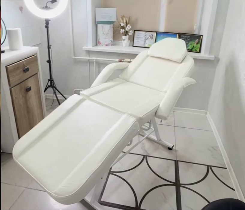 Продам кушетку в идеальном состоянии