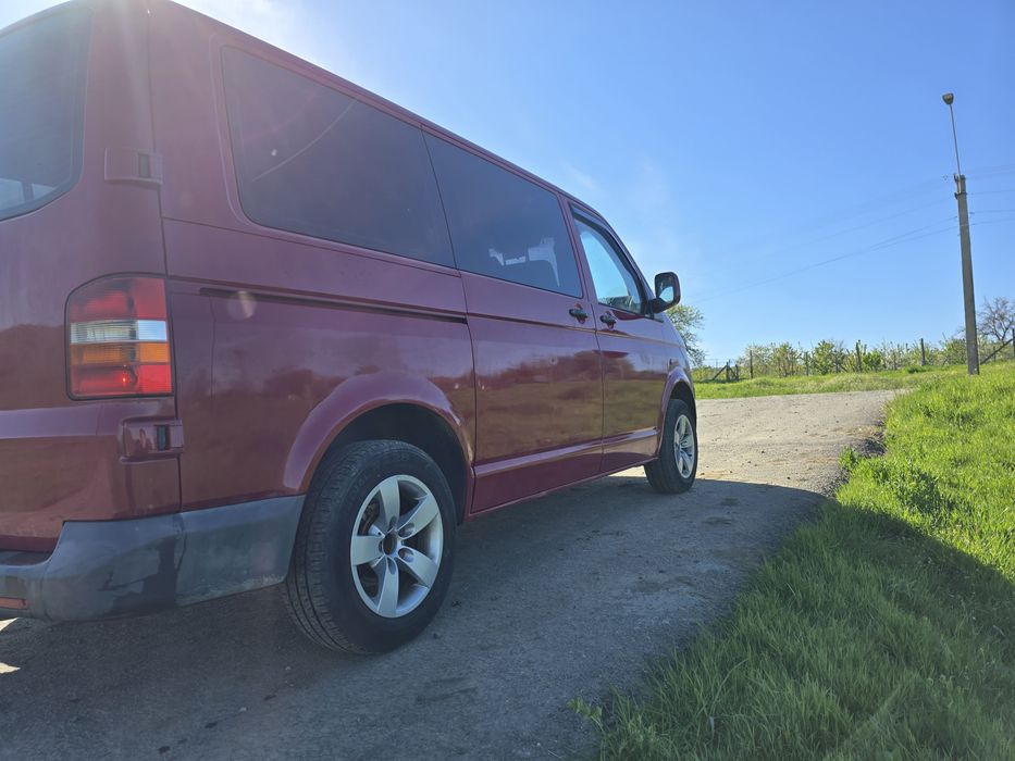 Vw t5 2006 autotorism 8+1 1.9 cod BRS