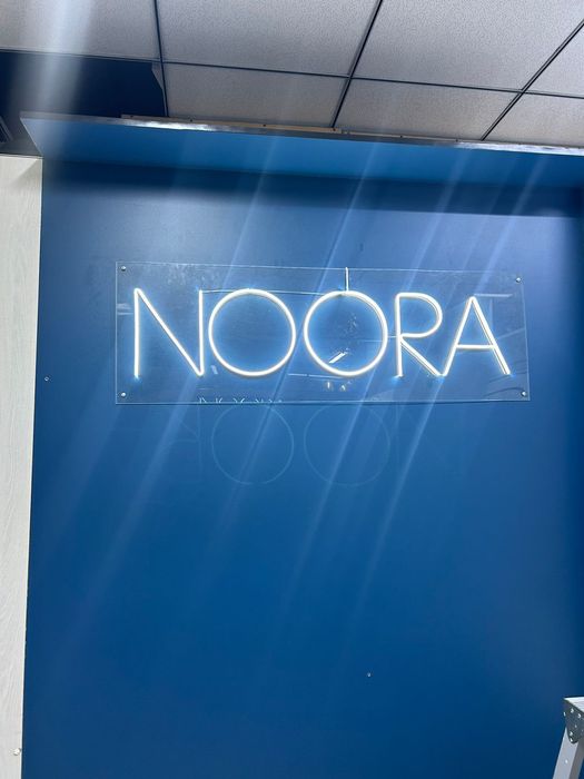 Неоновые вывески, подсветка