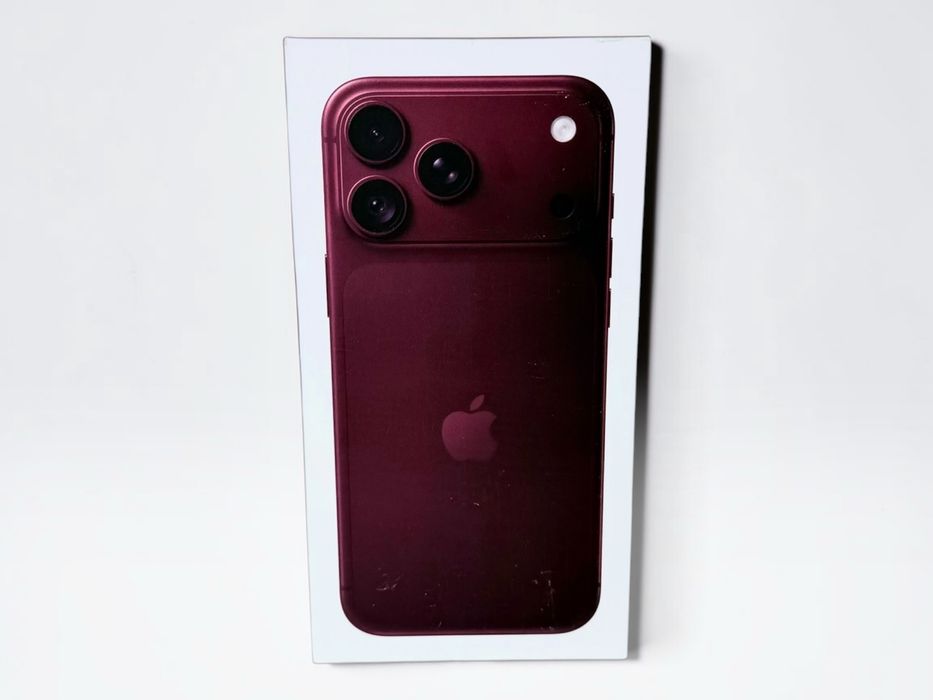 НАЛИЧЕН! Apple iPhone 18 Pro Max 512GB Burgundy Гаранция!
