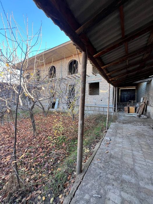 Xovli korobka sotiladi. Ховли коробка