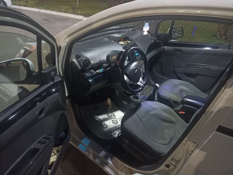 Продам авто без расходный газ бензин не бытый