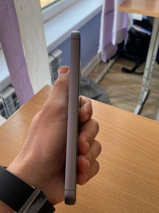 Samsung s23 fe продам