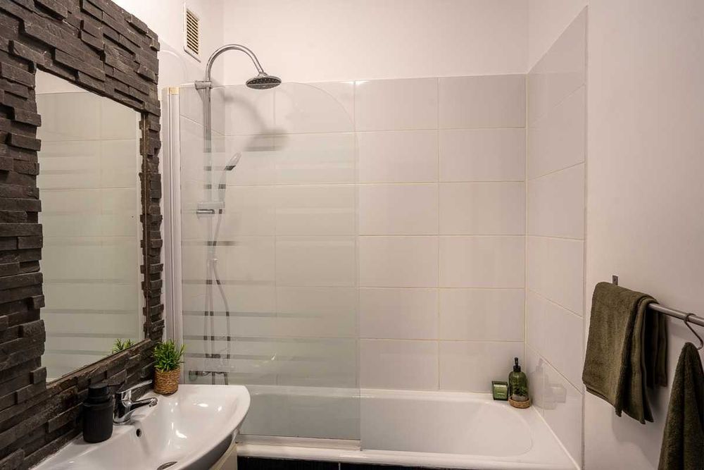 Garsonieră spațioasă 32 mp | Etaj 2 | Aleea Detunata | Iulius Mall