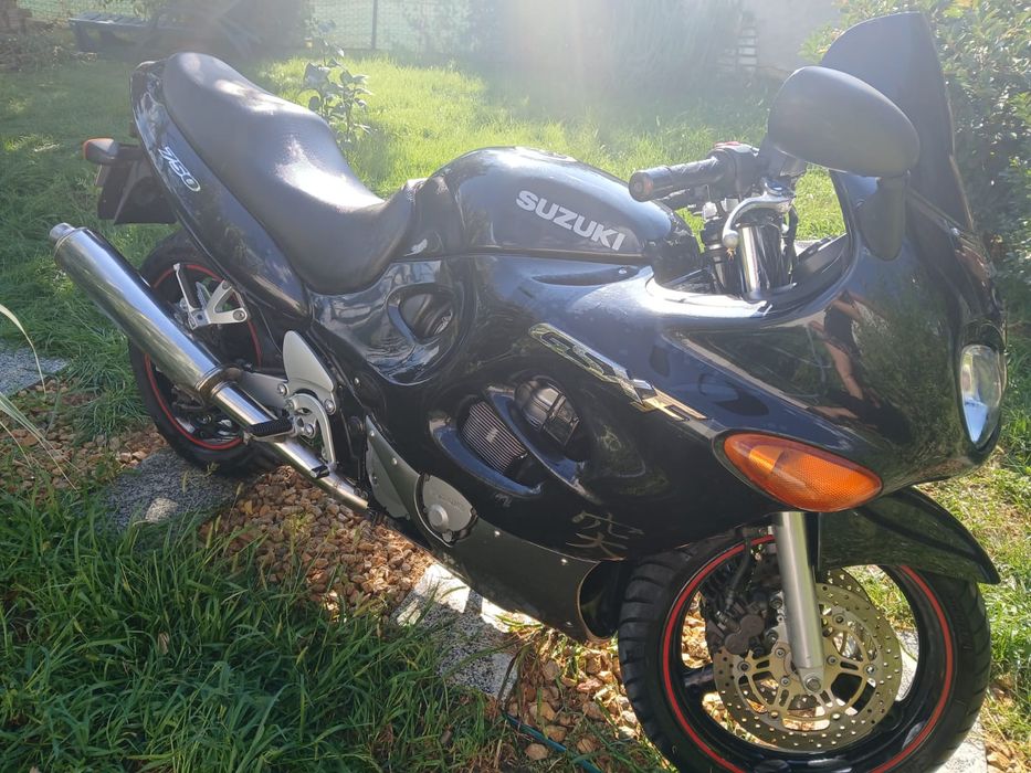 Suzuki GSX 750 F Katana