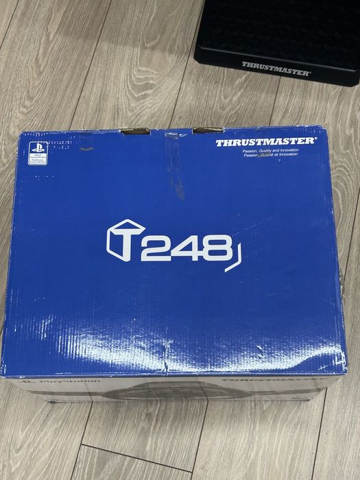 Thrustmaster T248 — мощный руль с Force Feedback для PS5/PS4/PC