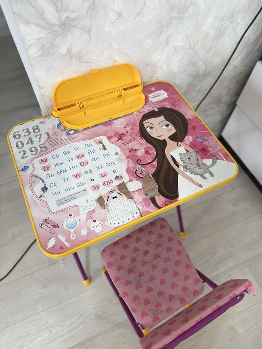 Продам стол со стулом