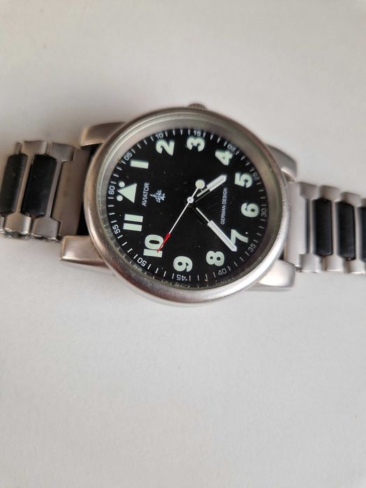 AVIATOR, German design, Quartz, Miyota mov`t, 43 mm case!