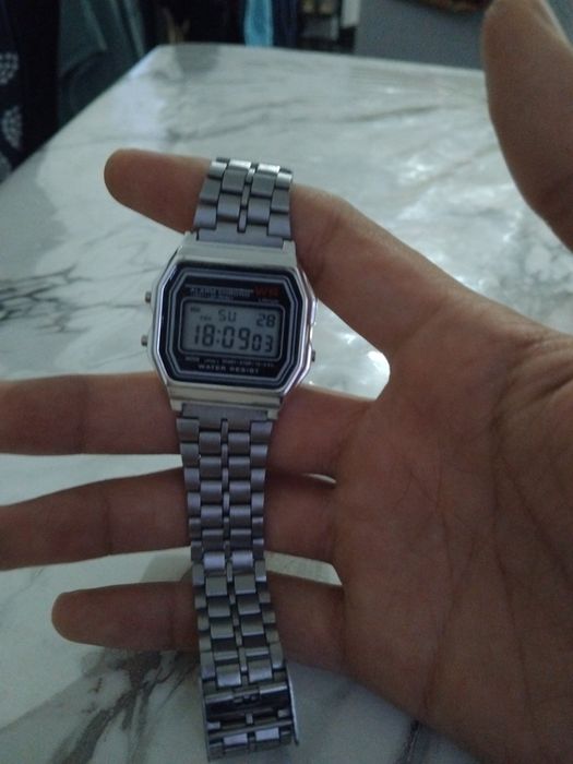 Часы Касио новый