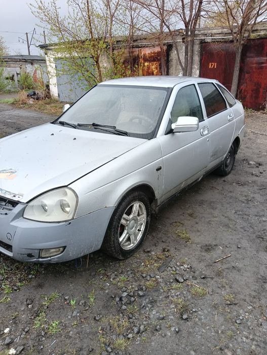 Продам Приору 2010