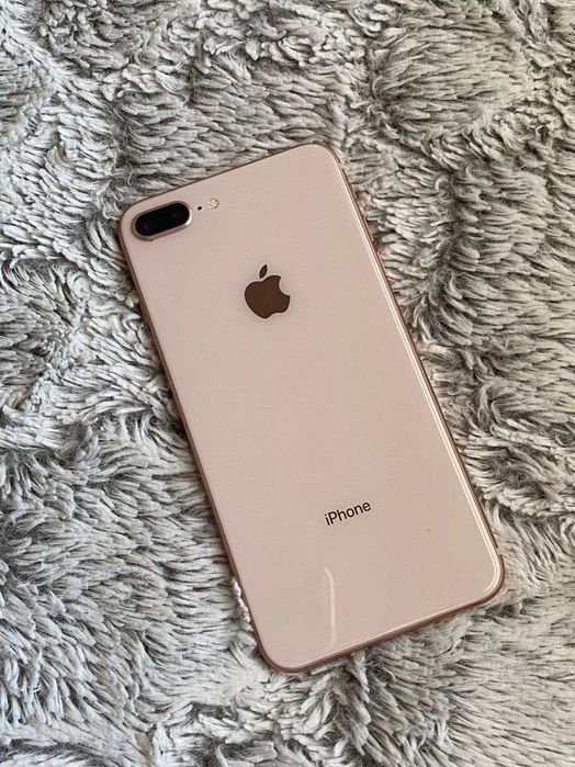 Iphone s8 plus gold