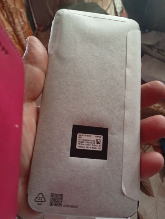 Vînd telefon nou Galaxy A17 5G
