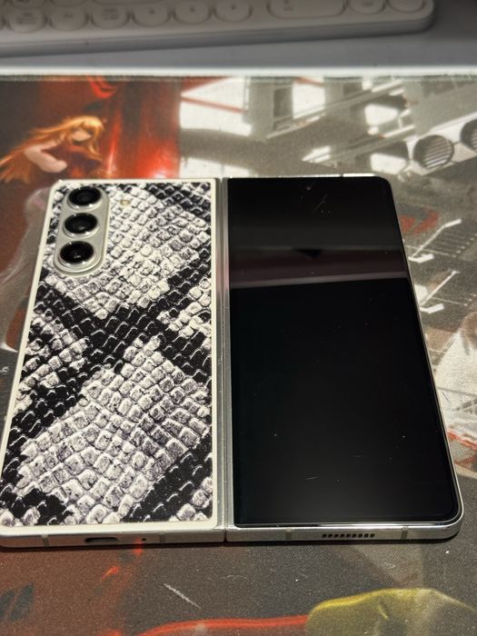 Продам Samsung Z Fold 5