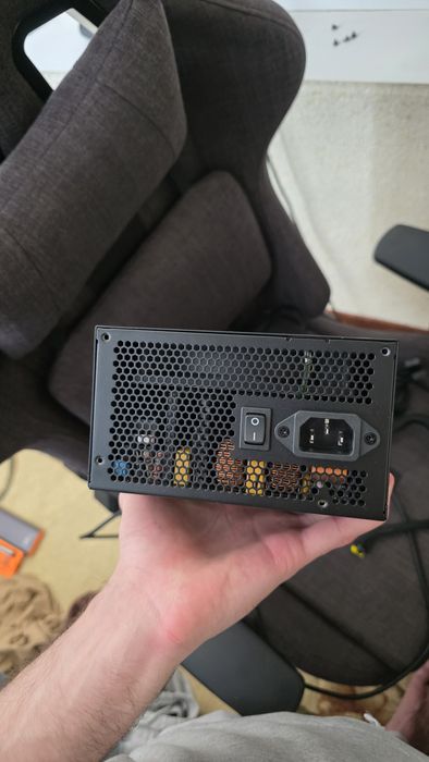 Блок питания msi 750w