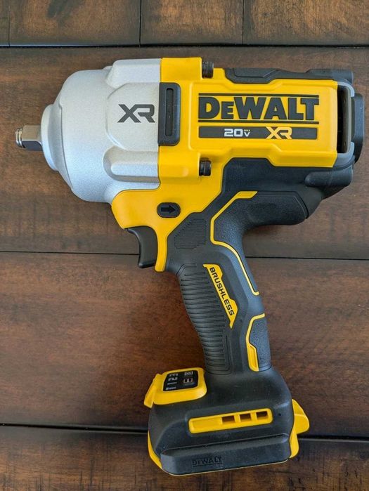 ОРИГИНАЛЕН Гайковерт DEWALT dcf961h2t 2372NM с 2бр батерии ГЕРМАНИЯ