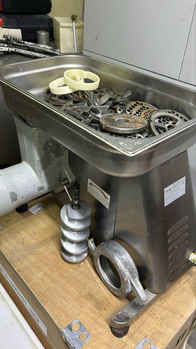 Мясорубка Мим 600 б/у