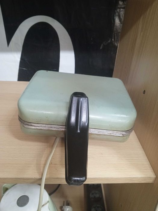 Продам вафельницу