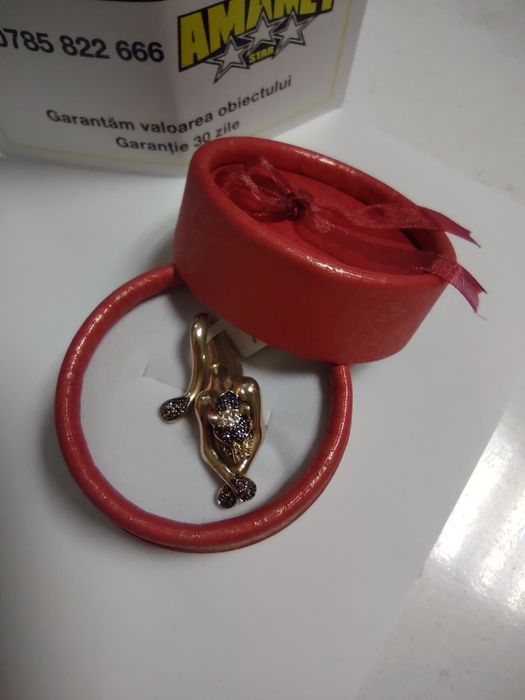 Pandantiv aur 14k StarAmanet (efn)