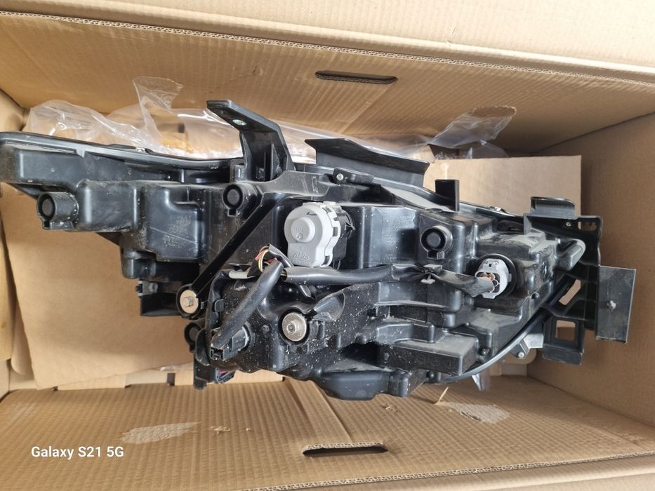 Far stanga dreapta  led mazda  cx 5 cx-5 kf 2022-2025 KSD651040