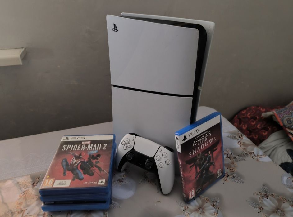 Ps5 slim с дисководом продам срочно