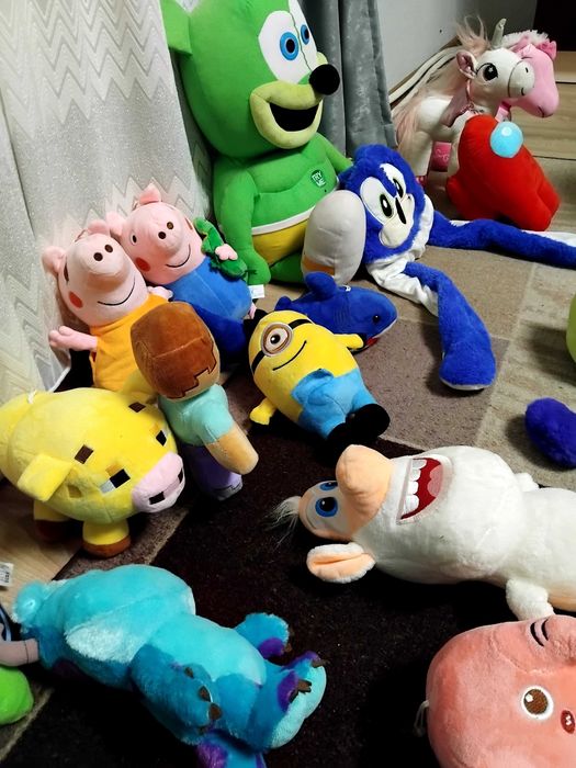 Разпродажба на играчки почти неизползвани