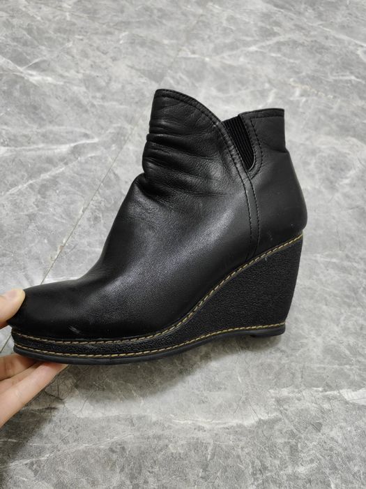 Продаются ботинки демисезон на платформе