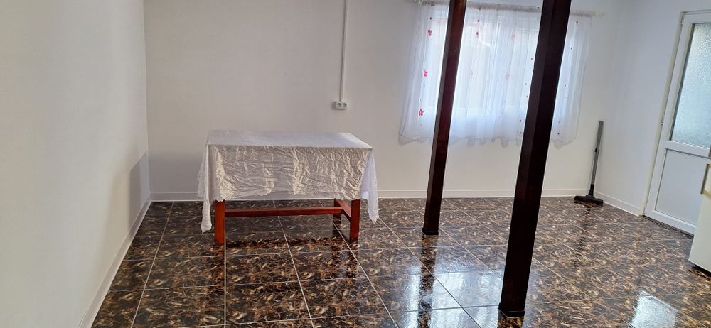 Inchirez o camera la curte