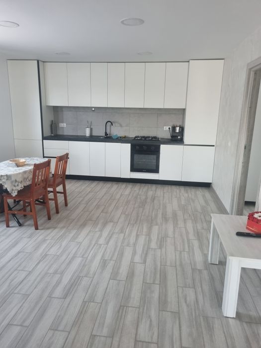 Vand casa in Sat Costi