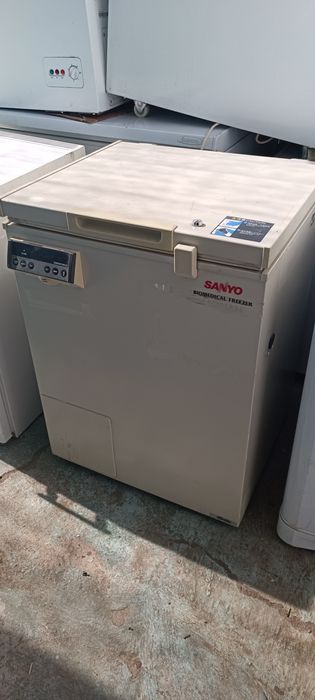 Продам морозильник 150 л