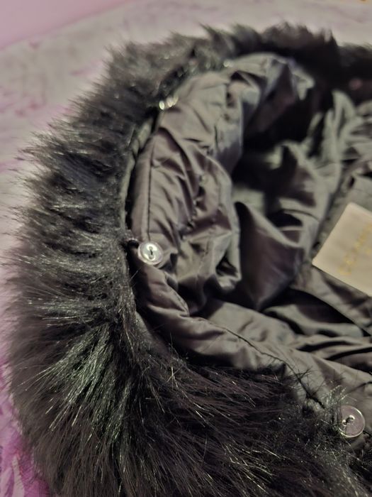 Дамско зимно яке с качулка