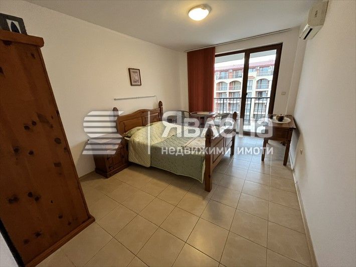 Дава се под наем Двустаен апартамент в к.к. Слънчев бряг - 60 кв.м за 200 € - Снимка #3