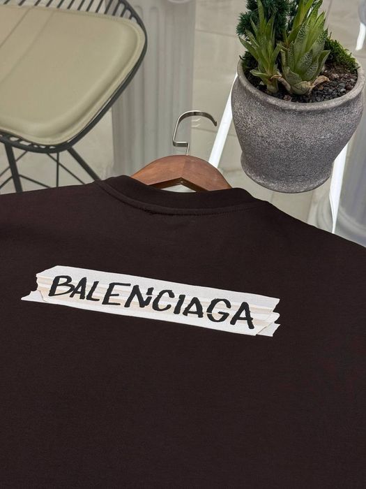 Мъжки тениски Balenciaga модел 2026г