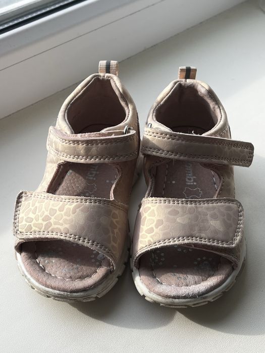 Сандали для девочки