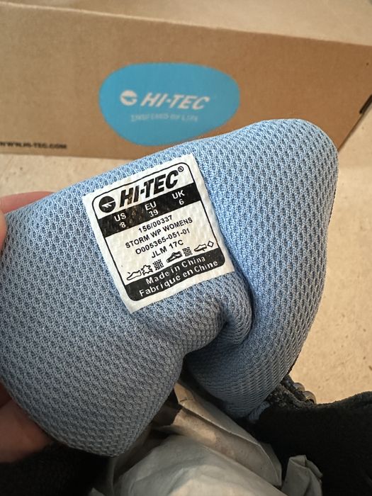 Дамски туристически обувки Hi-Tec