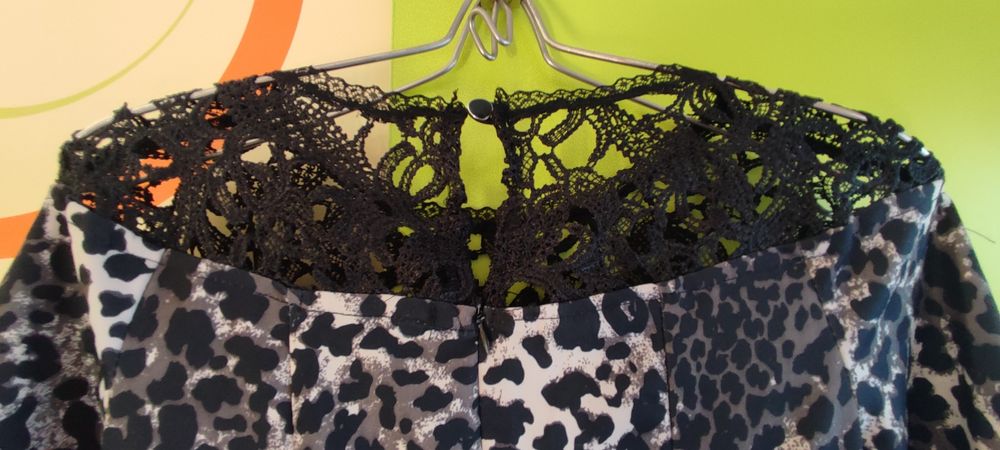 Продам платье на девочку