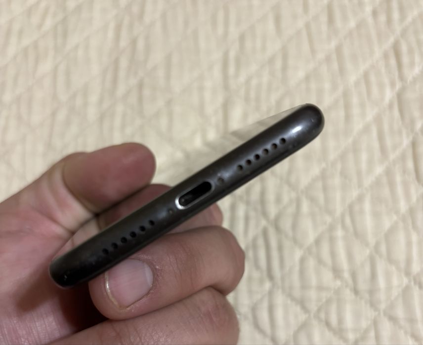 Айфон 11 сатылады 64гб