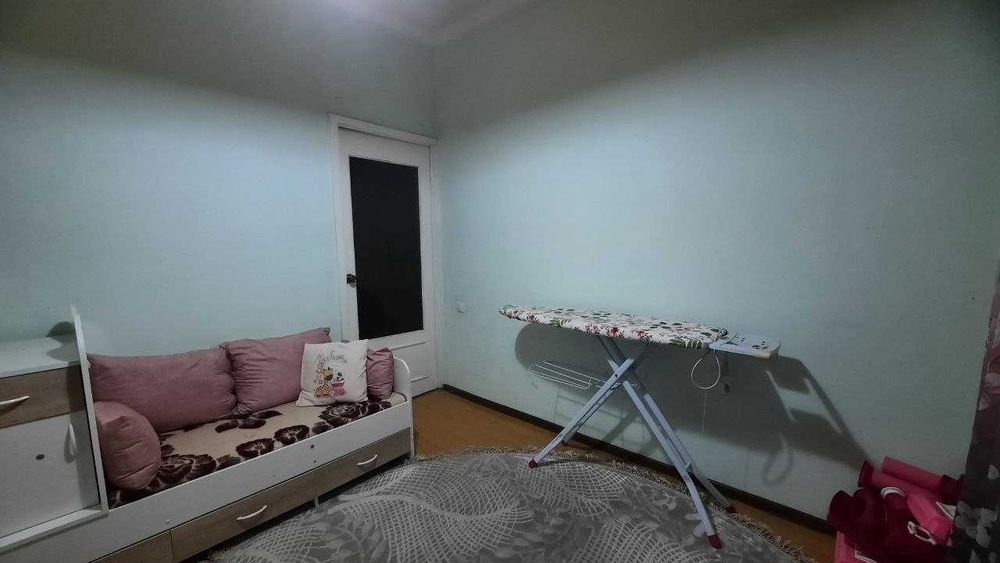 Karasuv. Продаю трехкомнатную квартиру. Корасув 3/8/35