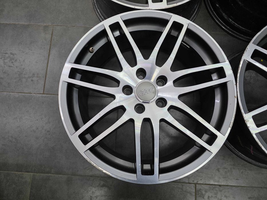 Джанти 18 - Audi