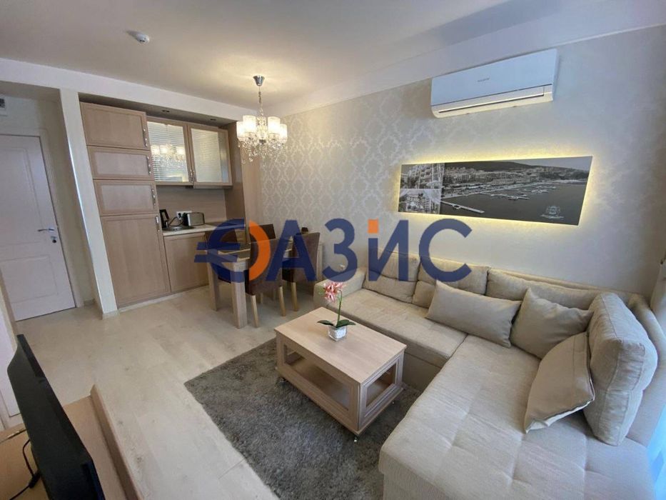 Продава се Двустаен апартамент в к.к. Слънчев бряг - 45 кв.м за 1032 €/кв.м - Снимка #3