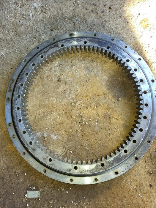 Vând Rulment rotativ escavator