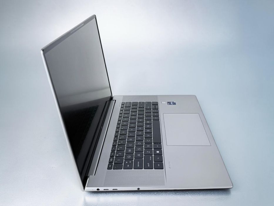 Лаптоп HP ZBook Studio 16 G9 16" WUXGA Intel Core i9-12900H 32GB RAM 1TB SSD NVIDIA RTX A2000 8GB